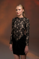 Siyah Dantel Üst Detaylı Mini Elbise