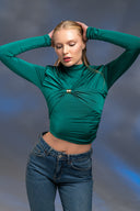 Yeşil Gold Aksesuar Detaylı Crop Top