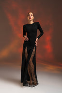 Siyah Dantel Yırtmaç Detaylı Uzun Elbise