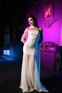 Beyaz Straplez Şifon Etek Detaylı Uzun Elbise