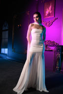 Beyaz Straplez Şifon Etek Detaylı Uzun Elbise