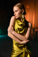 Yağ Yeşili Saten Bağlama Detaylı Mini Elbise